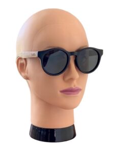 rendezvous wooden sunglasses on female model