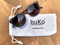 Clovelly sunglasses with pouch