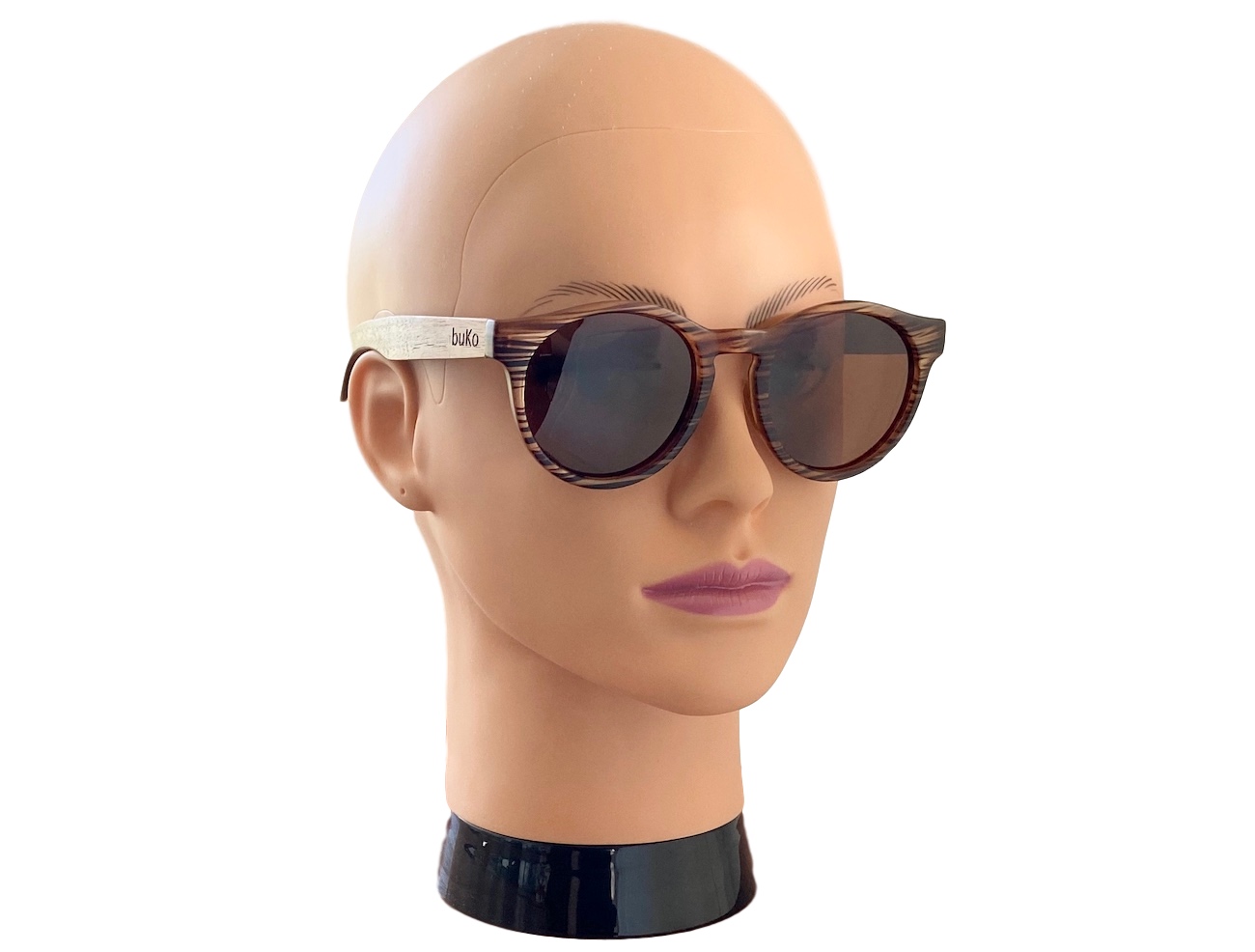 Savannah wooden sunglasses on female model