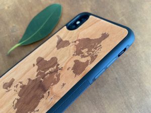 Wooden iPhone X/Xs Case with World Map Engraving II