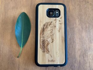 Wooden Samsung Galaxy S7/S7 Edge Case with Feather Engraving