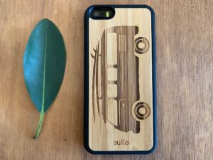 Wooden iPhone 5, 5s, SE Case with Kombi Engraving