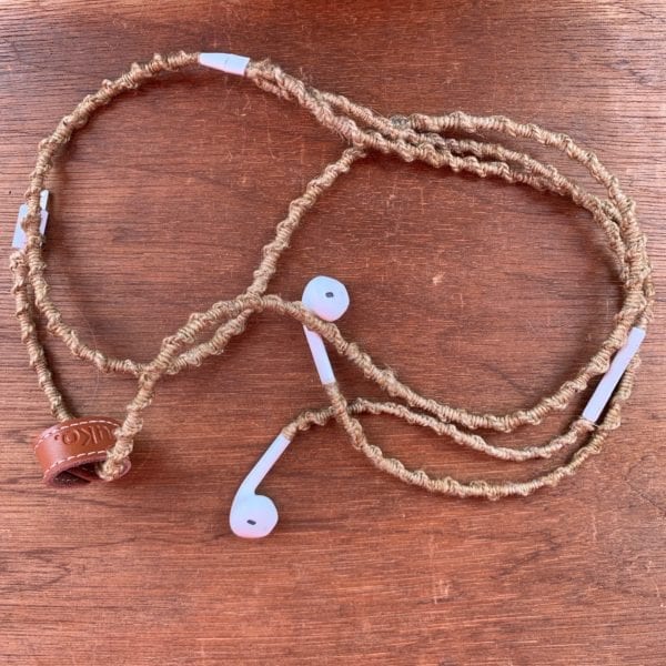 Hemp Braided Earphones with Lightning Connection on iPhone 8 Plus