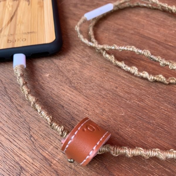 Hemp Braided Earphones with Lightning Connection on iPhone 7 Plus