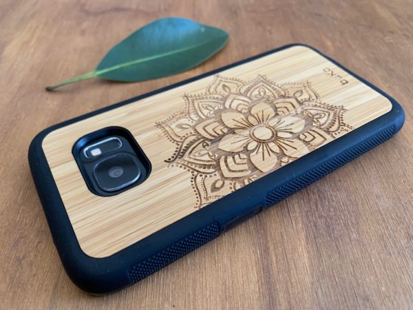 Wooden Samsung Galaxy S7/S7 Edge Case with Mandala Engraving