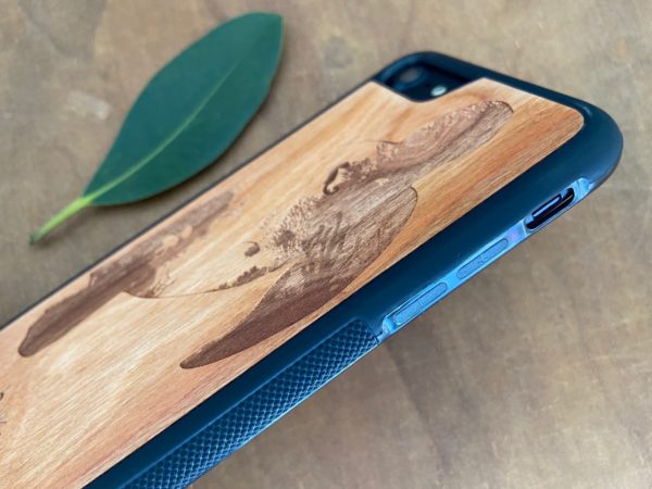 Wooden iPhone 8 and iPhone 8 PLUS Case with Turtle Engraving II