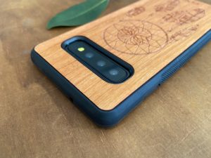 Wooden Galaxy S10/S10 Plus Case with Dreamcatcher Engraving III