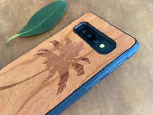 Wooden Galaxy S10/S10 Plus Case with Palm Tree Engraving II