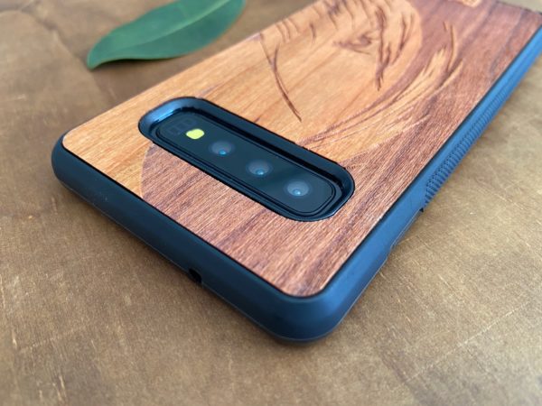 Wooden Galaxy S10/S10 Plus Case with Surfer Engraving III