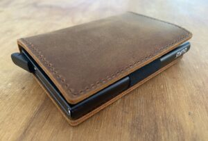 Genuine leather pop up wallet