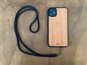 Universal phone travel strap