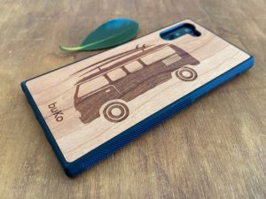 Wooden Galaxy Note 10 Case with Kombi Van Engraving