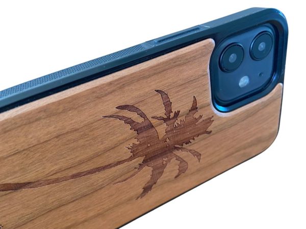 side buttons on iPhone 13 palm tree case
