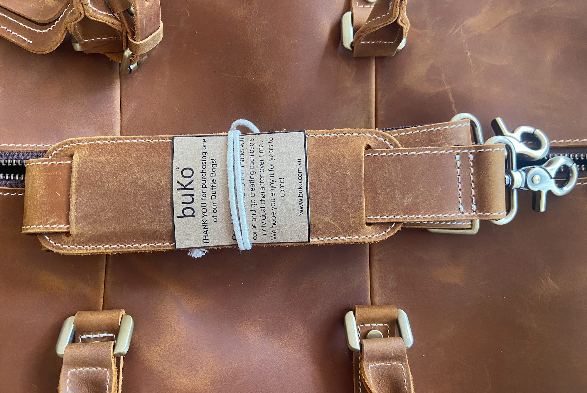 Buko leather duffle bag with shoulder strap