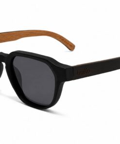 manta black sunglasses with wooden arms